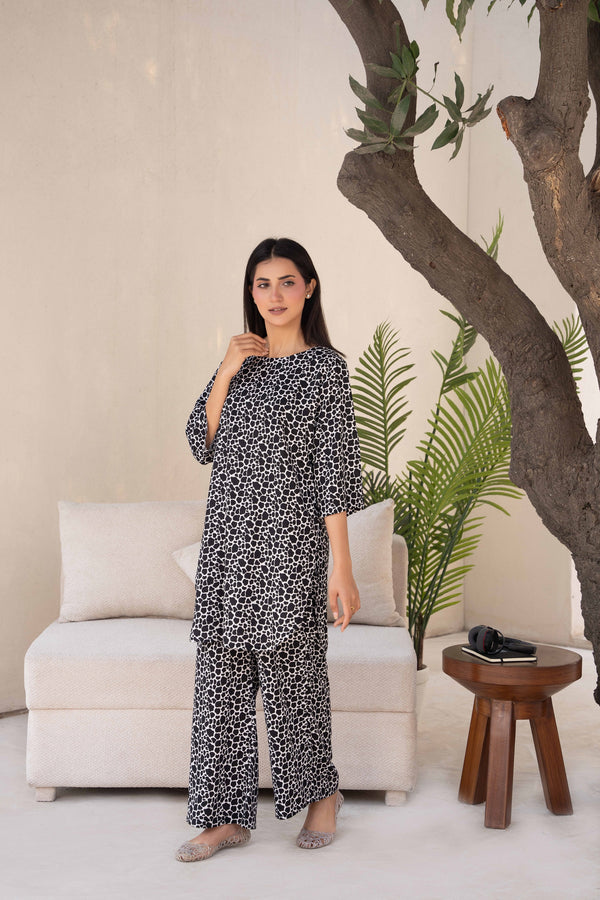 Women Classic Loungewear -Milky Cow